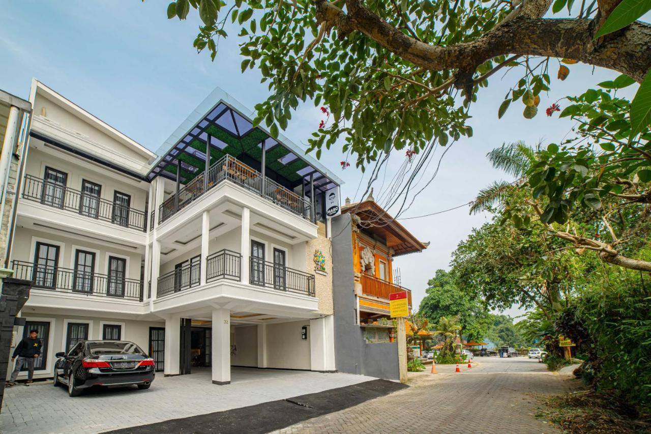 Tree Homestay Mitra Reddoorz Kasri Extérieur photo